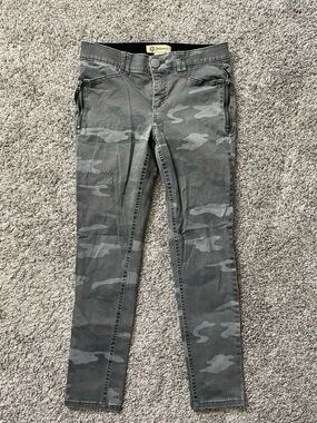 Democracy Gray Low-Rise Skinny Jeans